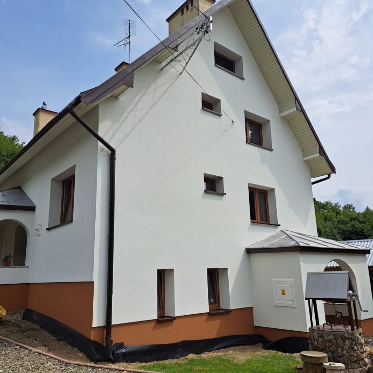 Realizacja PRO-INVEST - montaz okien, drzwi i fasad aluminiowych nr 11