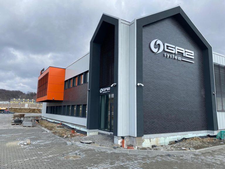 Realizacja PRO-INVEST - montaz okien, drzwi i fasad aluminiowych nr 12