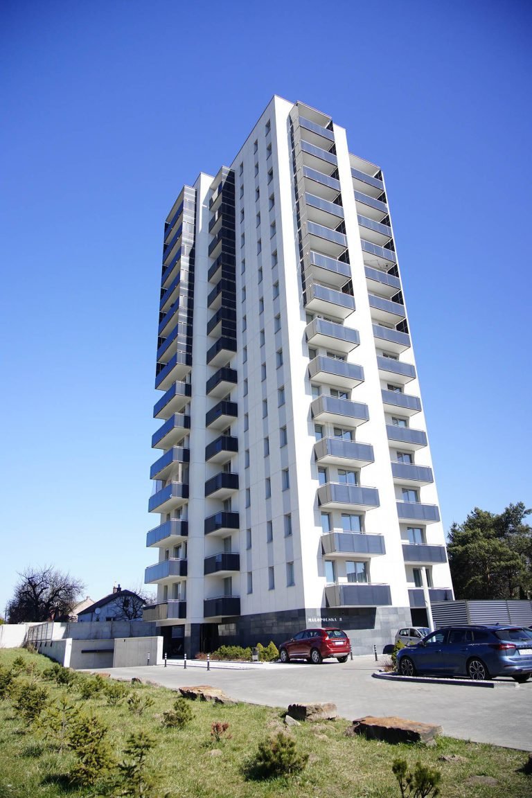 Realizacja PRO-INVEST - montaz okien, drzwi i fasad aluminiowych nr 20